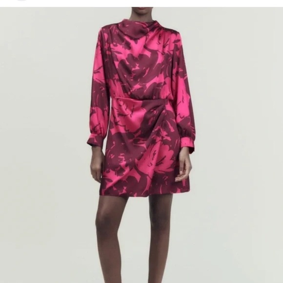 NWT- Zara Satin Shirt Mini Dress Retro Neck Long-Sleeved Back Zip Women's Size M - Picture 1 of 10